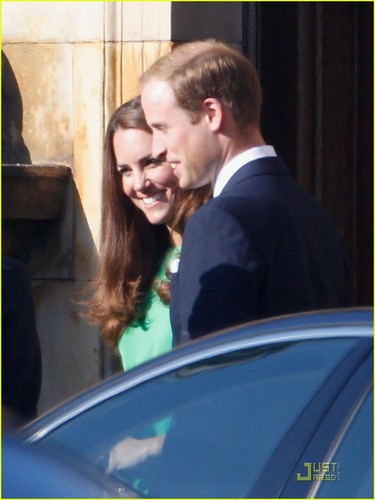  Prince William & Kate: Yacht Party for Zara Phillips' Wedding