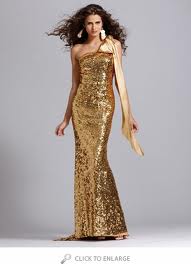  Serena's gold dress