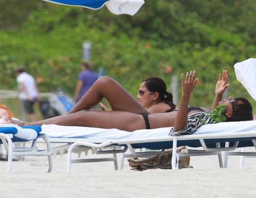 Bikini Candids on the Beach in Miami 1 05 2011