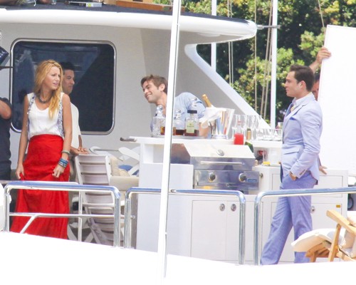  Blake Lively, Chace Crawford and Ed Westwick filming Gossip Girl in a yacht in Long Beach, CA
