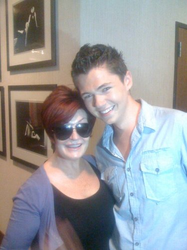  Damian and Sharon Osbourne from the NBC all 별, 스타 red carpet event!!.