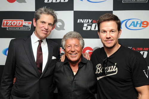  May 24 2010 - GQ + Izod Indy 500 cena Hosted da Mark Wahlberg + Peter Hunsinger