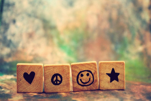  Peace, Liebe and Happiness :)