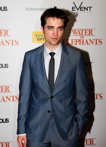  Robert in wfe premiere sydny