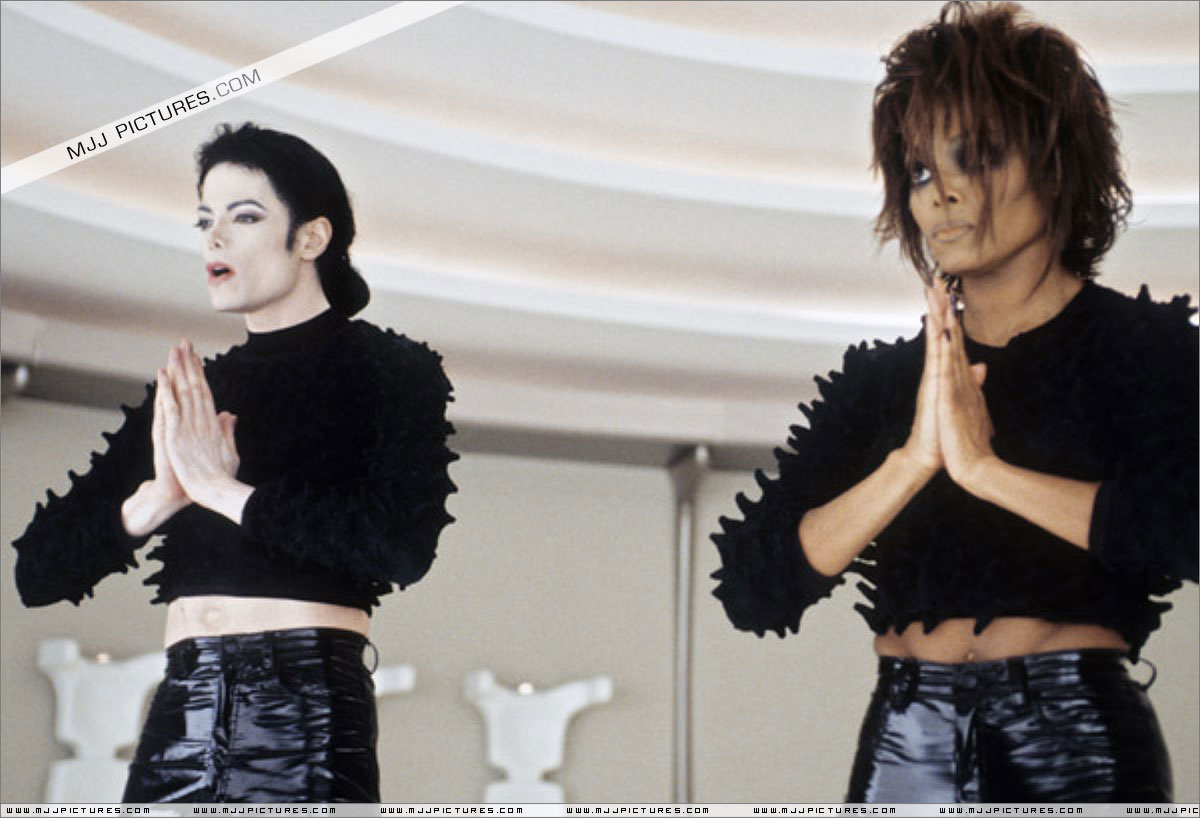 Акции mj. Michael Jackson, Janet Jackson - Scream.