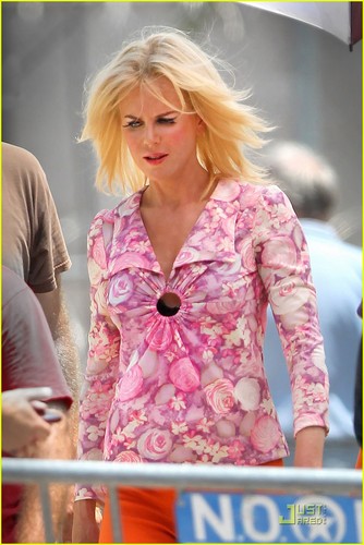  Nicole Kidman & Zac Efron: Back to Work on 'Paperboy'