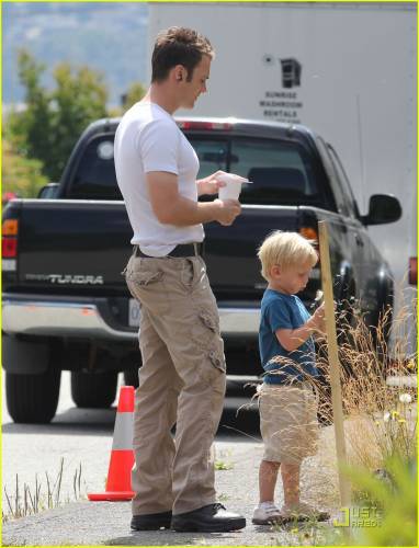  Seth Gabel and his son, Theo, On The Set of Fringe - August 4th, 2011