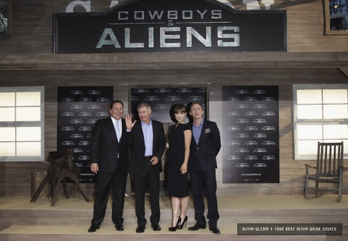  'Cowboys and Aliens' Berlin Premiere [August 8, 2011]