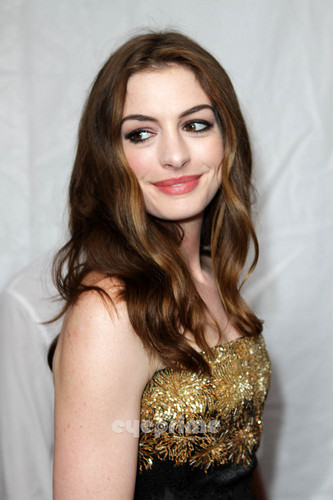 Anne Hathaway: ‘One Day’ Premiere in New York, August 8