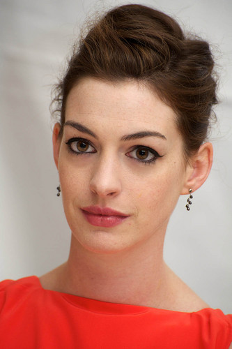  Anne Hathaway: “One Day” Press Conference in New York, August 9