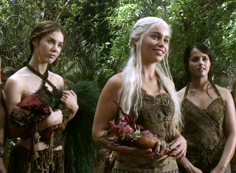  Daenerys Targaryen with Doreah and Irri
