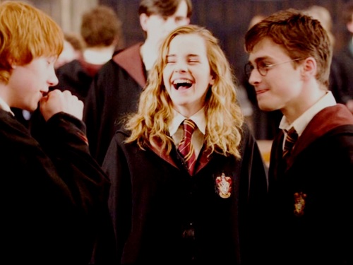  Hermione Granger kertas dinding