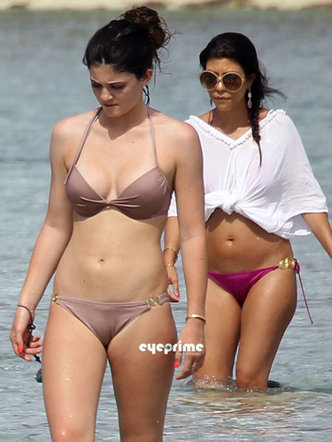 Kendall and Kylie Jenner in a Bikini during Holidays in Bora Bora, Apr 30