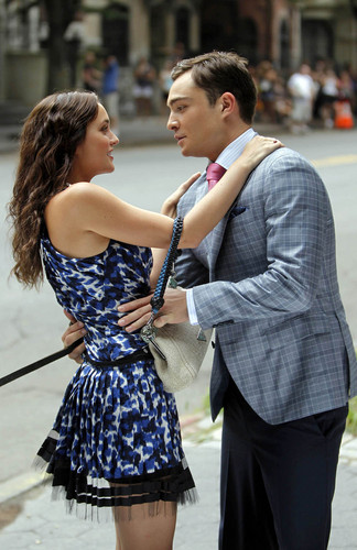  Leighton Meester and Ed Westwick filming Gossip Girl in NY, Aug 9