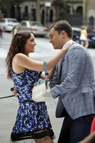  Leighton Meester and Ed Westwick filming Gossip Girl in NY, Aug 9