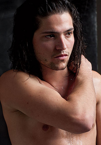  Thomas McDonell - Young Barnabas Collins