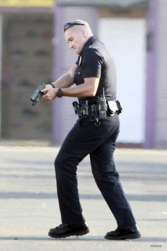  jake gyllenhaal at the set of END OF WATCH