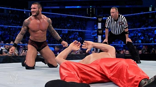  WWE smackdown randy orton vs khali