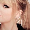 Taylor with straight hair <3 iluvllllll photo
